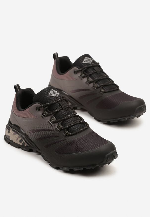 Born2be - Czarno-Szare Buty Sportowe Sneakersy z Efektem Ombre na Tłoczonej Podeszwie Nelloti. Okazja: na co dzień. Kolor: czarny. Materiał: jeans. Sezon: lato, wiosna
