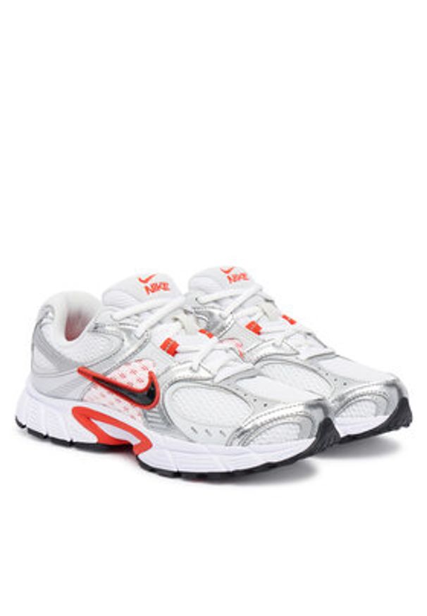 Nike Sneakersy V5 RNR HQ7901 Szary. Kolor: szary. Materiał: mesh
