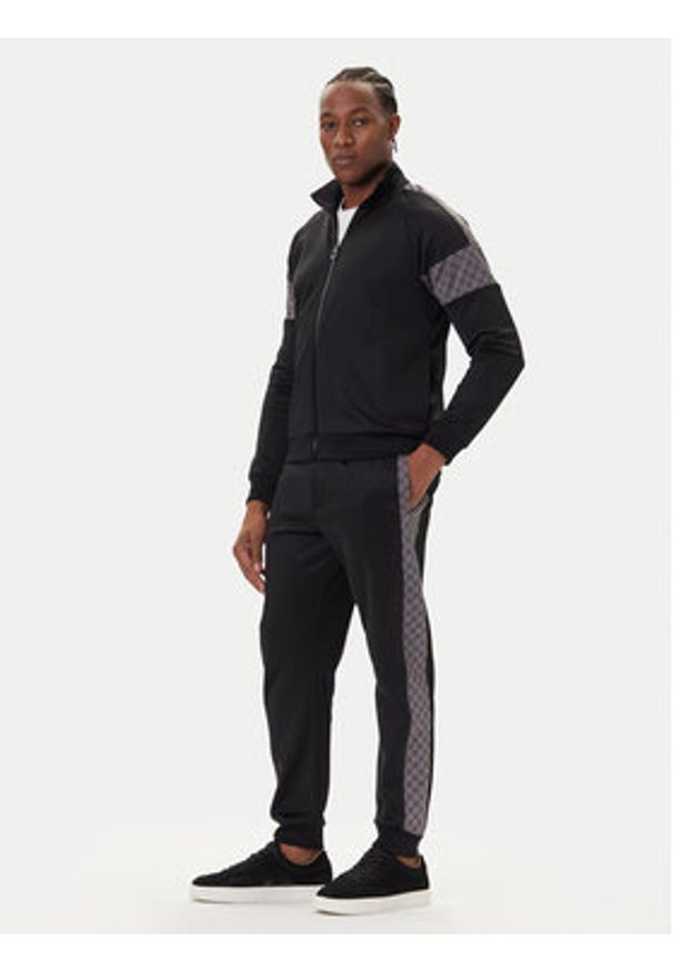 JOOP! Spodnie dresowe 17 JJ-48Ionnito 30049571 Czarny Regular Fit. Kolor: czarny. Materiał: syntetyk