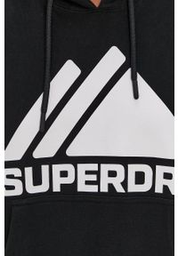 Superdry - Bluza bawełniana. Typ kołnierza: kaptur. Kolor: czarny. Materiał: bawełna. Długość rękawa: długi rękaw. Długość: długie. Wzór: nadruk #3