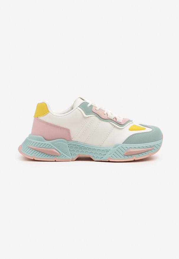 Renee - Biało-Zielone Sneakersy w Streetwearowym Stylu z Ozdobnymi Przeszyciami Isallena. Okazja: na co dzień. Zapięcie: sznurówki. Kolor: biały