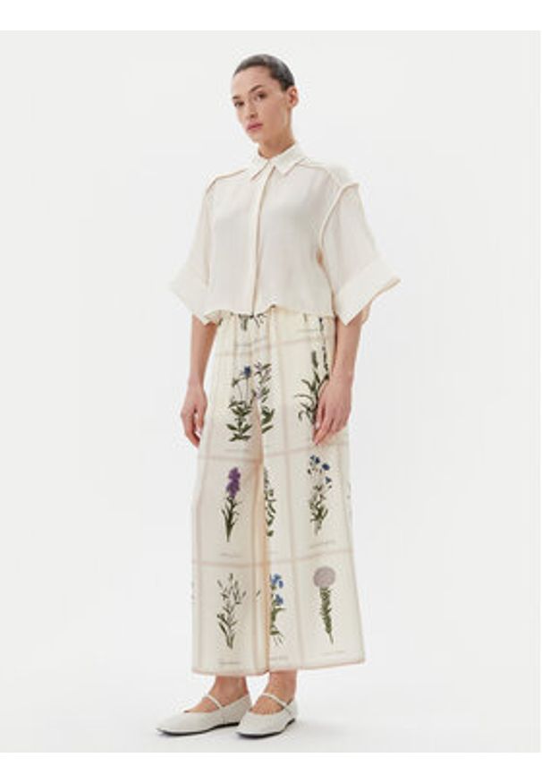 Weekend Max Mara Kuloty Lory 2515131012 Écru Relaxed Fit. Materiał: jedwab