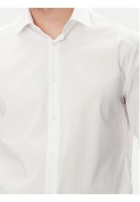 Calvin Klein Koszula Essential LV019EU001 Biały Regular Fit. Kolor: biały. Materiał: bawełna #4