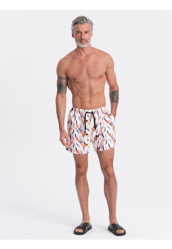 Ombre Clothing - Szorty męskie kąpielówki w kolorowy print - białe V2. Okazja: na plażę. Kolor: biały. Materiał: poliester, materiał. Wzór: kolorowy, nadruk
