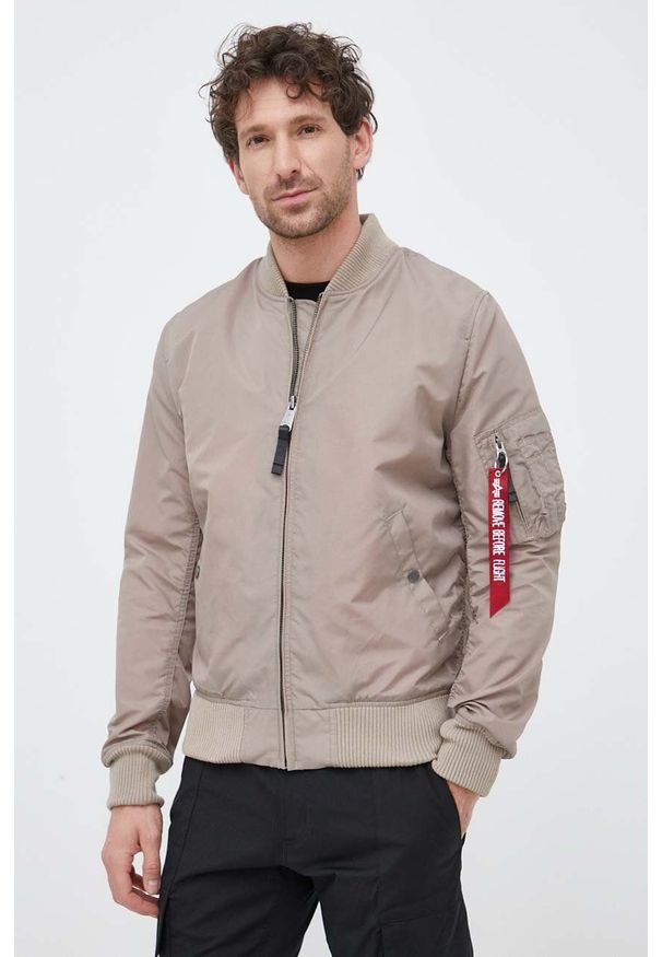 Alpha Industries kurtka bomber MA-1 TT męski kolor beżowy przejściowa. Kolor: beżowy