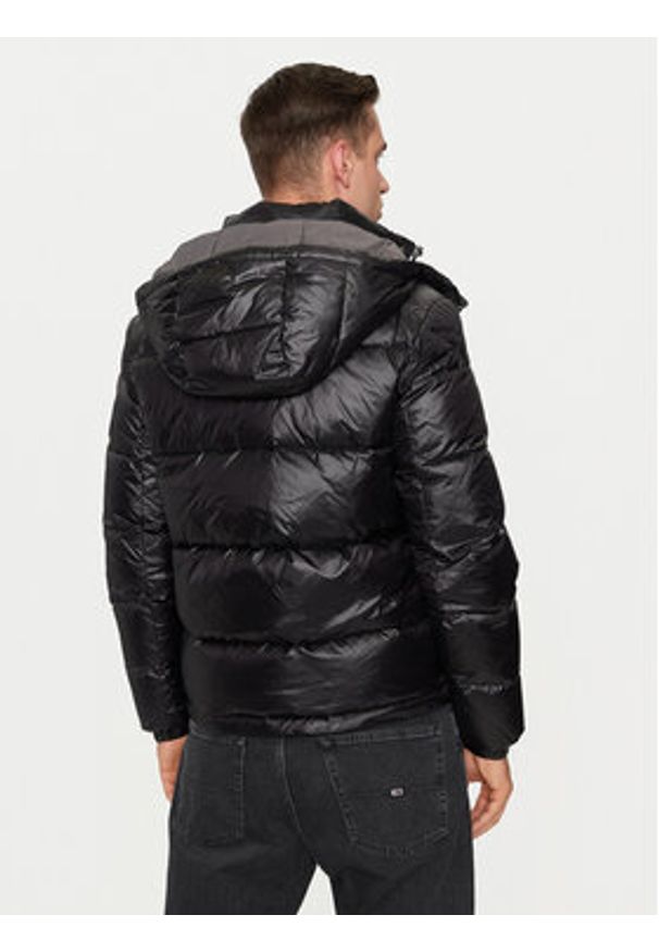 La Martina Kurtka puchowa ZMO021 PA067 Czarny Regular Fit. Kolor: czarny. Materiał: syntetyk