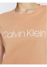 Calvin Klein T-Shirt Core Logo K20K202142 Beżowy Regular Fit. Kolor: beżowy. Materiał: bawełna
