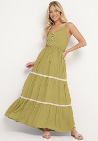 Born2be - Jasnozielona Sukienka na Ramiączkach z Gumką w Pasie Zapinana na Guziki z Falbanką i Haftem Tiamavita. Kolor: zielony. Długość rękawa: na ramiączkach. Wzór: haft. Sezon: lato #5