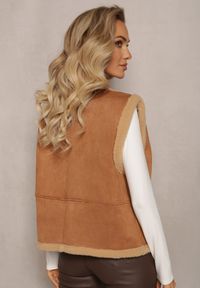 Renee - Brązowa Luźna Kamizelka z Ozdobnym Kożuszkiem Barta. Kolor: brązowy. Długość rękawa: bez rękawów. Styl: elegancki