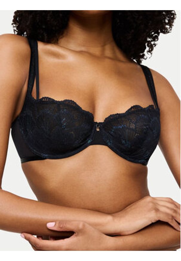 Triumph Biustonosz balkonetka Palina Moonlight Kiss 10224870 Czarny. Kolor: czarny. Materiał: syntetyk