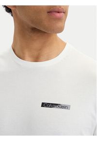 Calvin Klein T-Shirt SS 30s EU LV04LG810G Biały Slim Fit. Kolor: biały. Materiał: bawełna #3