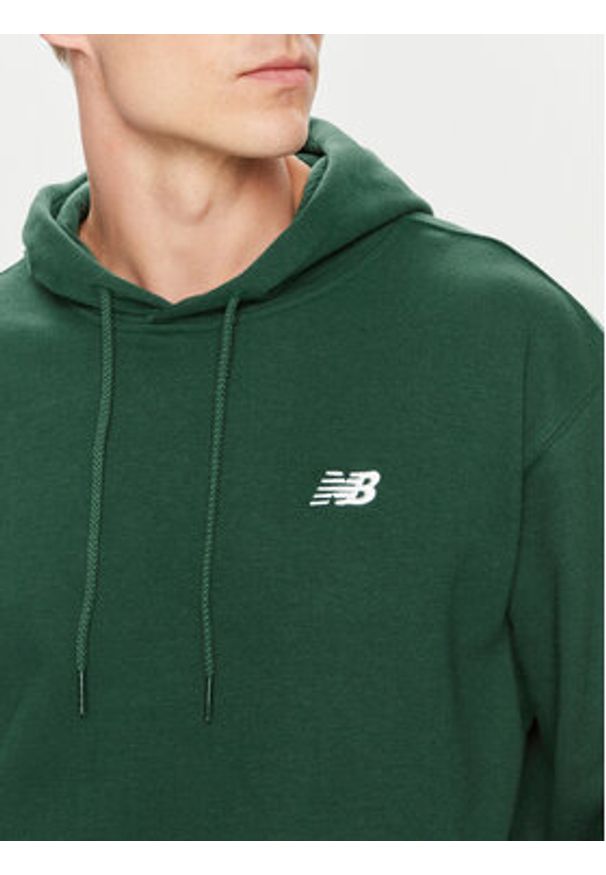 New Balance Bluza Small Logo MT41508 Zielony Regular Fit. Kolor: zielony. Materiał: syntetyk