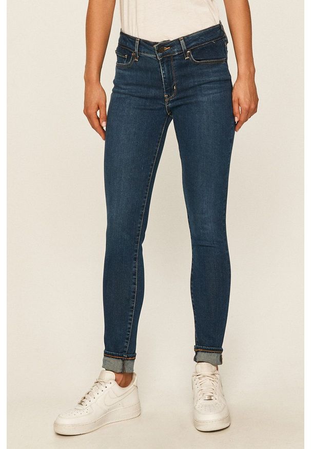 Levi's® - Levi's - Jeansy 711. Okazja: na spotkanie biznesowe. Kolor: niebieski. Styl: biznesowy