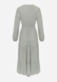 Renee - Zielona Sukienka Rozkloszowana z Falbanką i Koronką Kiaya. Kolor: zielony. Materiał: koronka. Wzór: koronka. Długość: maxi #7