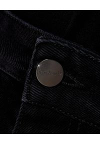 PALM ANGELS - Czarne jeansy z logo. Kolor: czarny. Długość: długie. Wzór: aplikacja, nadruk. Styl: klasyczny #4