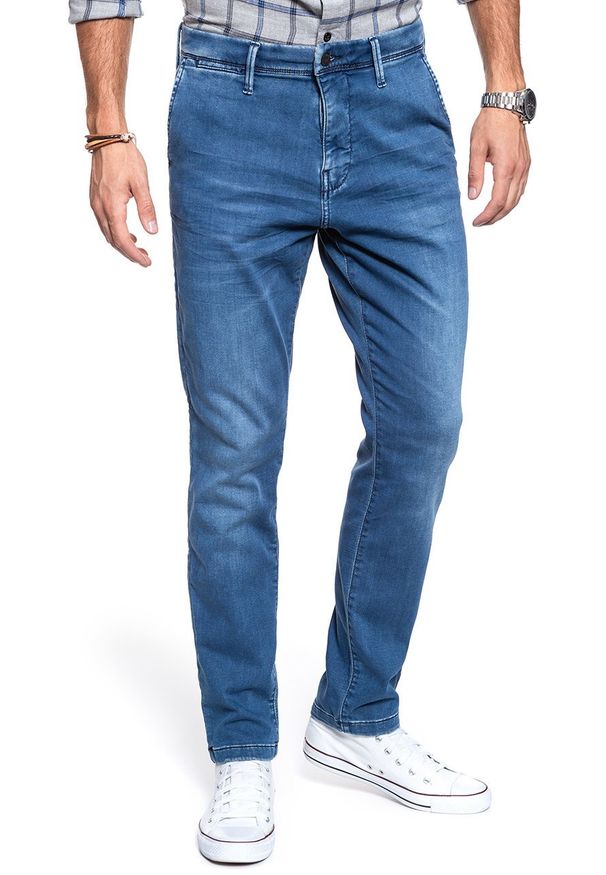 Mustang - SPODNIE MĘSKIE MUSTANG RealX Chino DENIM BLUE 1008081 5000 582. Okazja: na co dzień, na spacer. Wzór: nadruk. Sezon: lato. Styl: klasyczny, casual