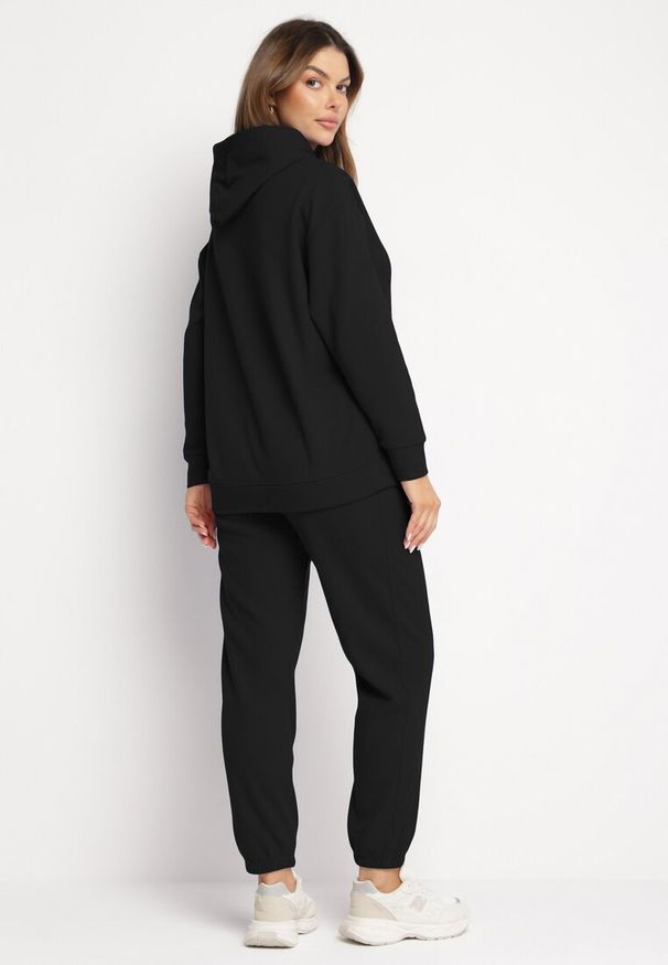 Born2be - Czarny Komplet Dresowy Rozpinana Bluza z Kapturem Wykończona Ściągaczem i Spodnie z Gumką w Pasie Starkie. Kolor: czarny. Materiał: dresówka