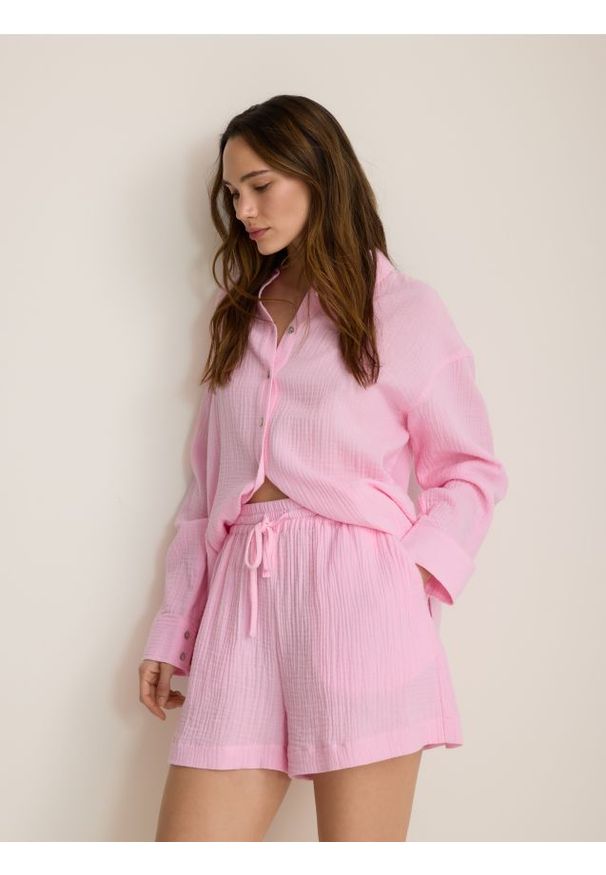 Reserved - Szorty z bawełnianego muślinu - różowy. Kolor: różowy. Materiał: bawełna