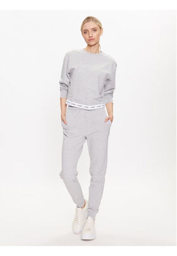 Guess Bluza O3YQ01 KBS91 Szary Regular Fit. Kolor: szary. Materiał: bawełna