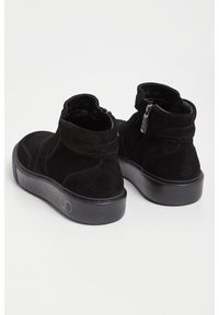 Sneakersy męskie zamszowe CESARE CASADEI. Materiał: zamsz #4