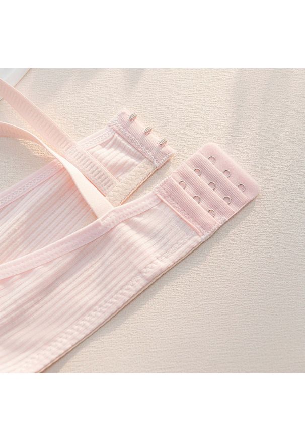 Intica - Biustonosz bezszwowy bez fiszbin codzienny elegancki Sibylle. Kolor: różowy. Materiał: materiał, skóra