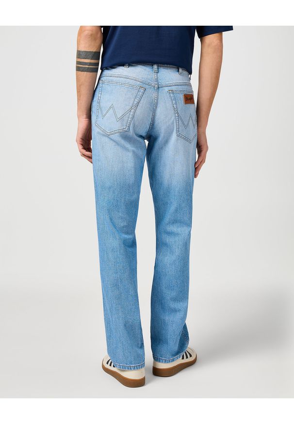 Wrangler - MĘSKIE SPODNIE JEANSOWE WRANGLER TEXAS SLATE SHADE 112364457. Okazja: na co dzień. Styl: elegancki, casual