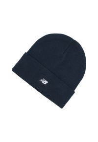 Czapka New Balance LAH13034NNY – granatowa. Kolor: niebieski. Materiał: akryl. Sezon: zima