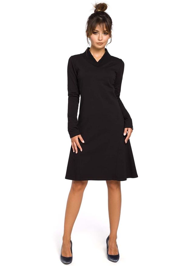 MOE - Czarna Sukienka z Długim Rękawem. Kolor: czarny. Materiał: bawełna, elastan. Długość rękawa: długi rękaw