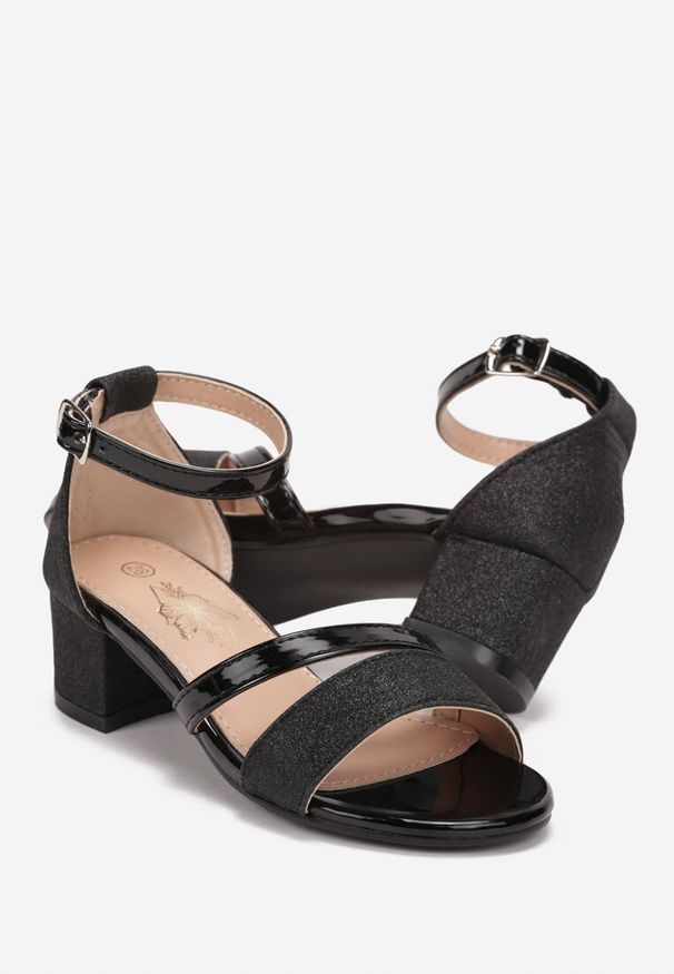 Born2be - Czarne Lakierowane Sandały na Niskim Słupku z Brokatowymi Wstawkami Molmes. Okazja: na co dzień. Kolor: czarny. Materiał: lakier. Styl: casual, elegancki
