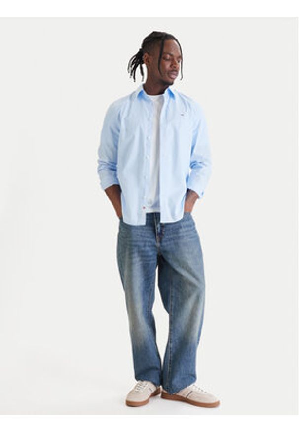 Tommy Jeans Koszula DM0DM22026 Błękitny Regular Fit. Kolor: niebieski. Materiał: bawełna