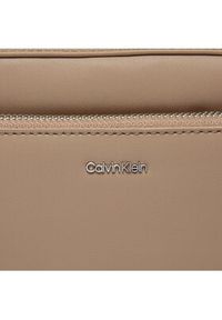 Calvin Klein Torebka Ck Must Camera Bag W/Pckt Lg K60K608410 Beżowy. Kolor: beżowy. Materiał: skórzane #2