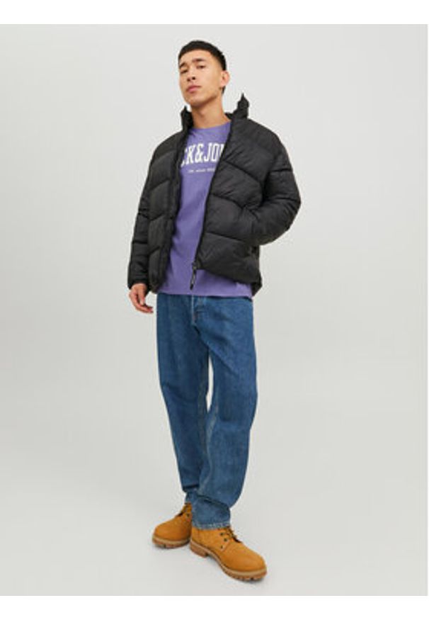 Jack & Jones - Jack&Jones Kurtka zimowa 12235860 Czarny Regular Fit. Kolor: czarny. Materiał: syntetyk. Sezon: zima