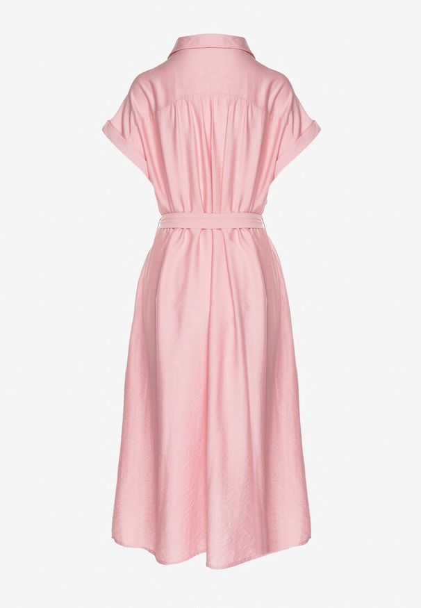 Born2be - Różowa Wiskozowa Sukienka Koszulowa z Paskiem Rinaruna. Okazja: na co dzień. Kolor: różowy. Materiał: wiskoza. Typ sukienki: koszulowe. Styl: casual, elegancki