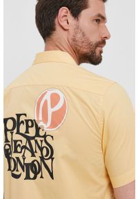 Pepe Jeans Koszula bawełniana męska kolor żółty regular. Okazja: na co dzień. Kolor: żółty. Materiał: bawełna. Długość rękawa: krótki rękaw. Długość: krótkie. Styl: casual