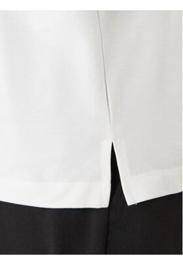 Armani Exchange Polo XM000367 AF13022 U0009 Biały Regular Fit. Typ kołnierza: polo. Kolor: biały. Materiał: bawełna