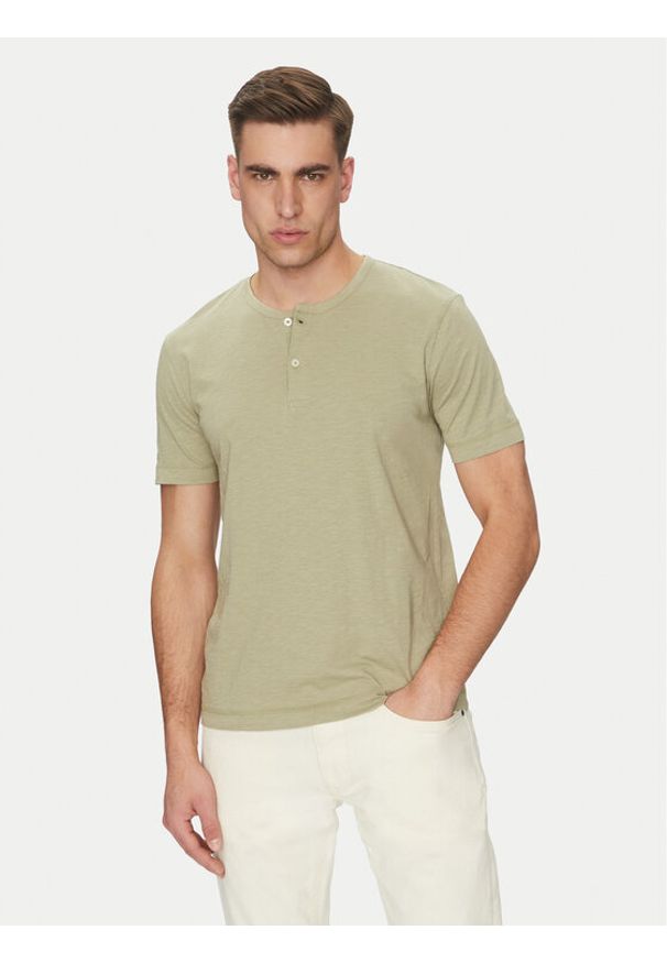 Marc O'Polo T-Shirt 523 2176 51206 Zielony Regular Fit. Typ kołnierza: polo. Kolor: zielony. Materiał: bawełna