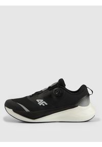 4f - 4F Buty do biegania FLOW RUN NIGHT MOTION męskie - czarne 40. Kolor: czarny. Materiał: guma. Szerokość cholewki: normalna. Sport: bieganie #1
