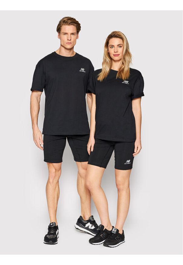 New Balance Szorty sportowe Unisex US21501 Czarny Fitted Fit. Kolor: czarny. Materiał: bawełna. Styl: sportowy