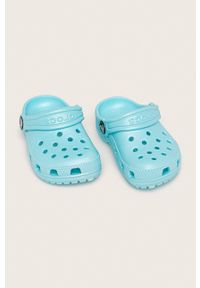 Crocs - Klapki dziecięce. Nosek buta: okrągły. Kolor: niebieski. Materiał: syntetyk, materiał, guma. Wzór: gładki #2