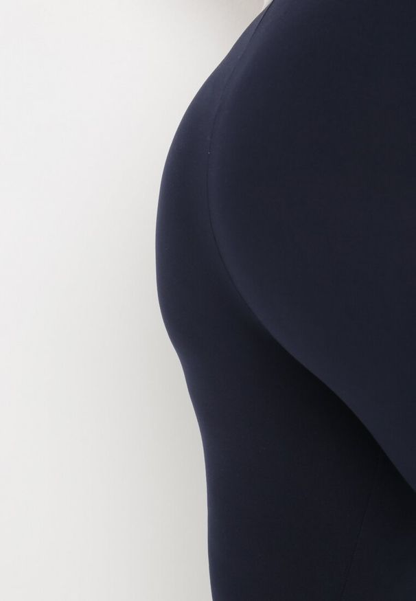 Born2be - Granatowe Legginsy Aerastis. Okazja: na co dzień. Kolor: niebieski. Materiał: dzianina. Długość: długie. Wzór: gładki, jednolity. Styl: casual