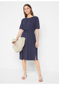 bonprix - Sukienka midi z bawełny z przeszyciem cienkimi gumkami i kieszeniami. Kolor: niebieski. Materiał: bawełna. Długość: midi