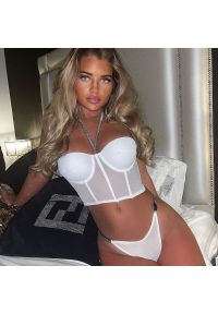 Intica - Komplet bielizny z ozdobnym pasem na specjalne okazje Kumari. Kolor: biały. Materiał: materiał. Wzór: aplikacja #7