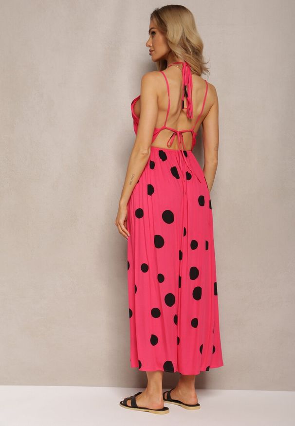 Renee - Fuksjowa Wiskozowa Sukienka z Gumką w Pasie i Wiązaniem na Szyi i Plecach Kamaries. Kolor: różowy. Materiał: wiskoza. Typ sukienki: sportowe. Styl: sportowy