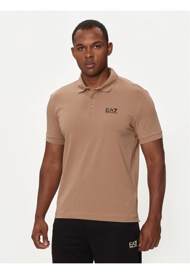 EA7 Emporio Armani Polo 8NPF14 PJVQZ 1745 Beżowy Regular Fit. Typ kołnierza: polo. Kolor: beżowy. Materiał: bawełna