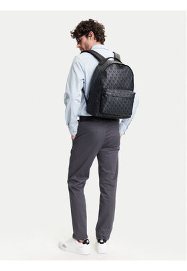 Calvin Klein Jeans Plecak Matte Aop Center Zip Bp 43 LV04G3112G Czarny. Kolor: czarny. Materiał: skóra