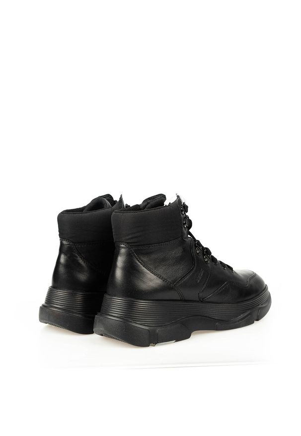 Geox Sneakersy "Macaone B" | D04HZB 08554 | Macaone B | Kobieta | Czarny. Wysokość cholewki: za kostkę. Kolor: czarny. Materiał: tkanina, skóra. Wzór: aplikacja