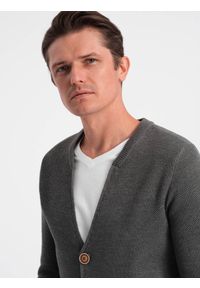 Ombre Clothing - Dzianinowy męski kardigan z kieszeniami i ozdobnymi guzikami – grafitowy melanż V2. Okazja: na co dzień. Kolor: szary. Materiał: dzianina. Wzór: melanż. Styl: casual, elegancki #9