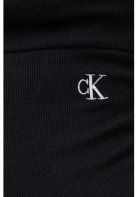 Calvin Klein Jeans sukienka kolor czarny mini dopasowana. Kolor: czarny. Długość rękawa: na ramiączkach. Wzór: aplikacja. Typ sukienki: dopasowane. Długość: mini