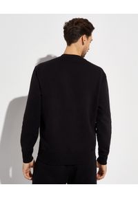 Versace Jeans Couture - VERSACE JEANS COUTURE - Czarna bluza z nadrukiem. Kolor: czarny. Materiał: bawełna. Długość rękawa: długi rękaw. Długość: długie. Wzór: nadruk #5