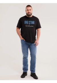 Big-Star - Jeansy męskie dopasowane z przetarciami niebieskie Tobias 367. Okazja: na co dzień. Stan: obniżony. Kolor: niebieski. Styl: casual, sportowy, klasyczny